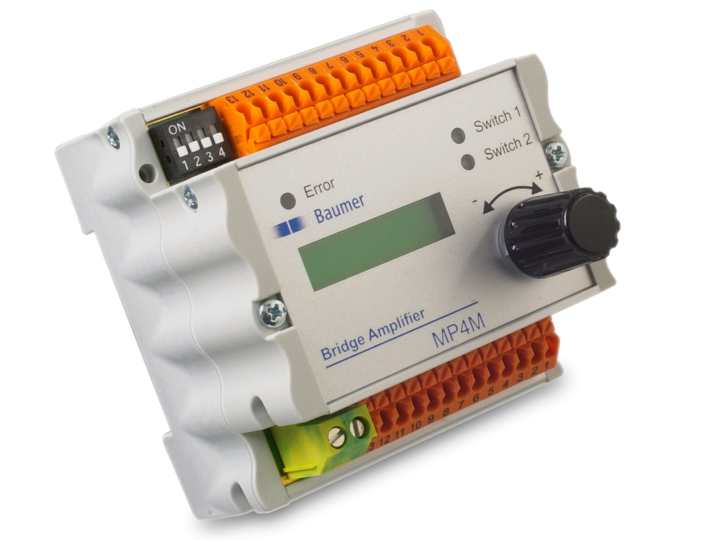 Bridge amplifier for force sensors for DIN rail mounting